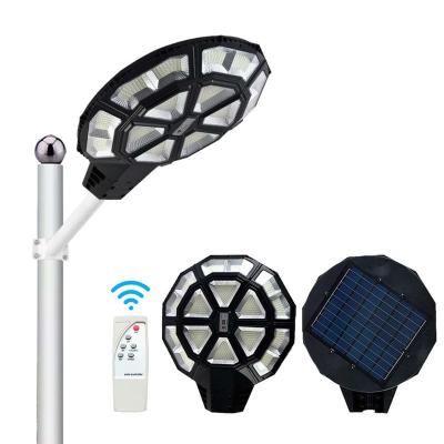 China Garden Ip65 30W waterproof outdoor 60W 90W 120W 150w all in one integrated led solar street light for sale