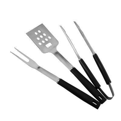 China Easily Cleaned 4pcs Knife Fork Turner Tong Accessory BBQ Tool Kit Stainless Steel BBQ Grill Set for sale