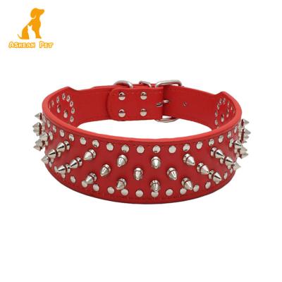 China New Sustainable Pet Product Studded Large Pet Collar Genuine Leather Dog Collar for sale