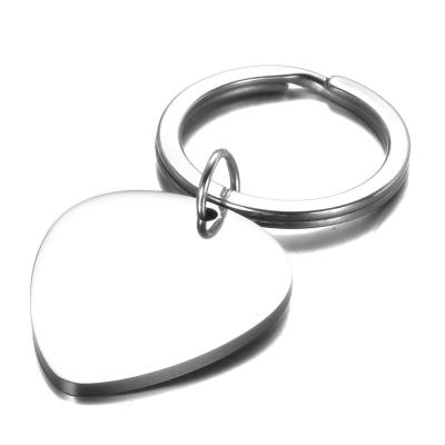 China Cheap Wholesale Metal Engravable 316L Stainless Steel Heart Stainless Steel 1.8mm Thin Key Chain for sale