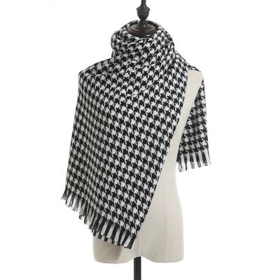 China Popular fashion plaid solid color autumn winter woolen shawl thickened and warmth hijab scarf for women other scarves for sale