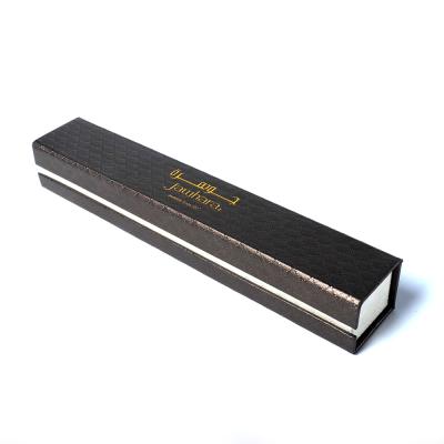 China Custom Handmade Closure Magnetic Watch Box With Gold Stamping for sale