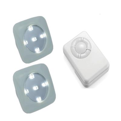 China Factory Promotion Battery Power LED Puck Light Portable Accent Cabinet Door Lamp Switch / Modern Cordless Wardrobe Light for sale