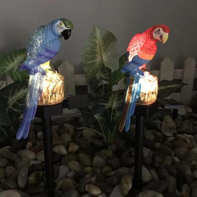 China Theme Park Garden Lawn Lamp Parrot Solar Ground Lamp Resin Opens Outdoor Garden Landscape Animal Decoration for sale