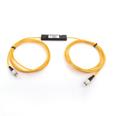 China Insensitive Single Stage Bias 1550nm ABS Fiber Optic Isolator With 3mm Pigtail FC/PC Connector for sale