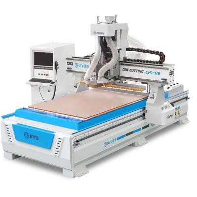 China High Speed ​​Machinery Repair Shops Router Machine Wood CNC Machining Center With Tool And Drill Bit for sale