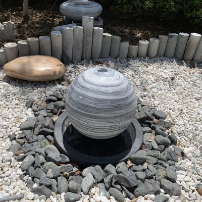 China Traditional garden rotating ball fountain with polished surface used for garden decoration for sale