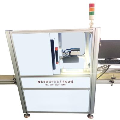 China Automatische laser codering en markering machine 50hz met koeling en veiligheid Te koop