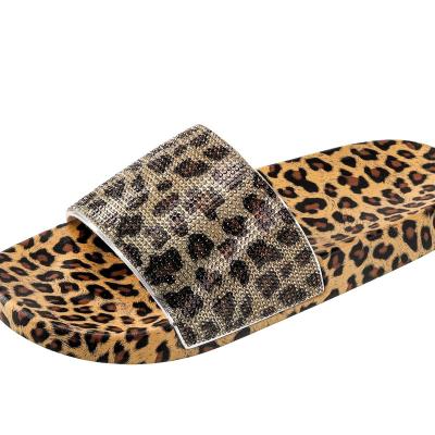 China Diamond Flip Flops Slippers For Women leopard flats heels lit fashion slips doll shoe for women and ladies for sale