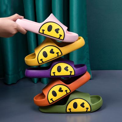 China Best Selling Custom Lightweight Indoor Home DYVITANCI Smiley Face Slippers for sale