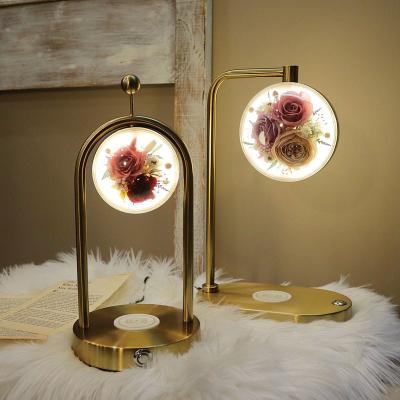 China Gold Wireless Charger Phone Real Flower Real Flowers Home Decor Rose Hydrangea Valentine's Day Gift for sale