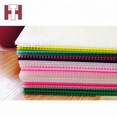 China Recyclable; raincoat ; lightweight colorful corrugated plastic waterproofing protection board for sale