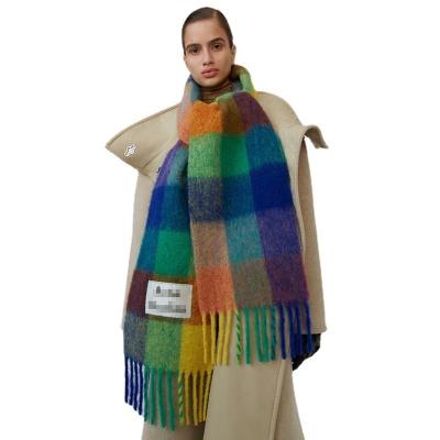 China Wool Europe and the United States autumn and winter new cashmere rainbow plaid beard ladies thick warm fashion shawl luxury scarf for sale