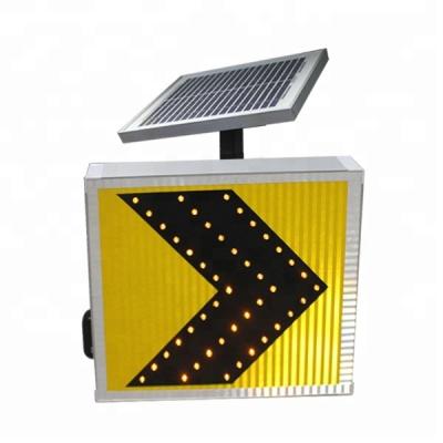 China Hot Selling Shell Traffic Solar Arrow Sign Yellow Road Safety Factory Direct For Road Safety for sale