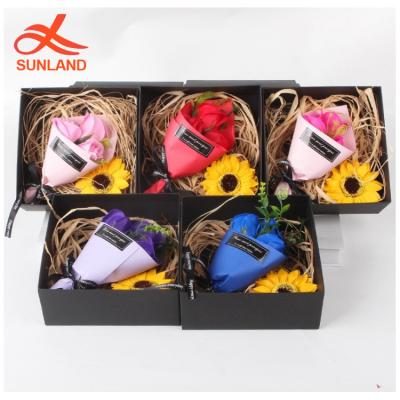 China F-4688 New 2020 Creative Romantic Artificial Carnation Soap Flower Birthday Gift For Wife Mother In Box Custom for sale