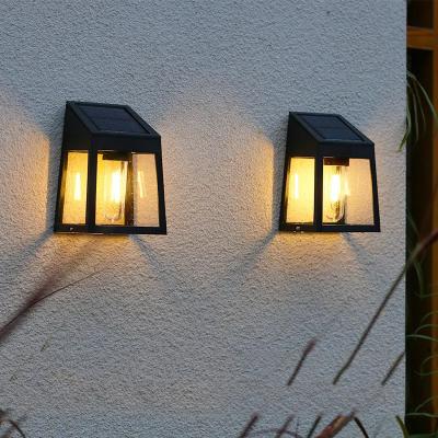 China Modern Cheap Price Outdoor Solar Lamp Waterproof Solar Fence Light Garden Decoration Solar Lights Outdoor Wall Lights for sale