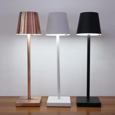 China Modern Modern Desk Home Decor Luxury Night Lights Bedside Lamp With USB Port Rechargeable LED Table Lamps for sale