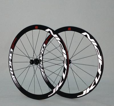 China Road Bikes 700C Road Bicycle Carbon Fiber Hub Wheelset Fat Spokes 40mm Rims for sale