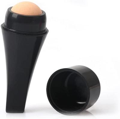 China Skin Tightening 2022 Reusable Oil-absorbing Oil Absorbing Volcanic Stone Face Rollball for sale