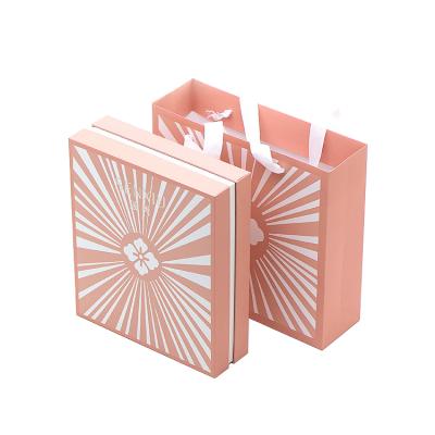 China Recycled Materials Fashion Gift Luxury Rigid Cardboard Box Prsonalised Packaging For Cosmetic Skin Care for sale