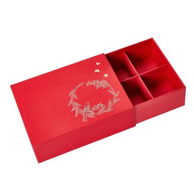 China Recyclable Customized Logo Printed Luxury Paper Drawer Cardboard Wedding Box For Gift for sale