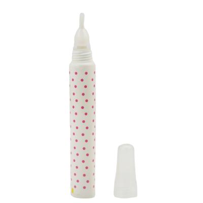 China Wholesale Cosmetic Plastic Empty Lip Balm Tubes Squeeze Cosmetic With Brush Applicator for sale