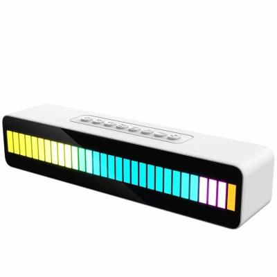 China Creative Rhythm RGB Sound Light Collection LED Flashing Light Control Speaker Wireless Wholesale for sale