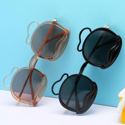 China Fashion Sun Glasses Summer Beach Kids Sunglasses Cartoon Polarized Sun Glasses For Boys Little Girls for sale