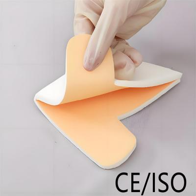 Chine Le pansement de plaie en mousse de silicone en PU absorbant est stérile et sans adhésif. à vendre