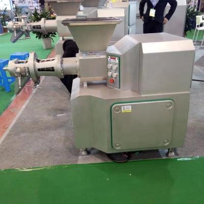 China 2021 Years New Industrial Meat Boner Chicken Meat Processing Bone Meat Separator for sale