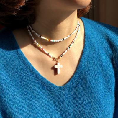 China Free Shipping Au Ethnic Women Boho Jewelry Colorful Beaded Shell Cross Pendant Double Layered Necklace for sale