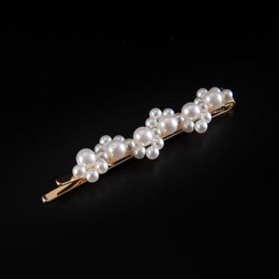 China Fashion New Style Fashion Women Gold Color Hairpin Jewelry Handmade Pearl Hair Clip for sale