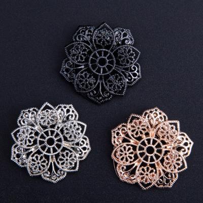 China Popular Bridal Decorative Accessories 36mm Alloy Silk Scarf Brooches Pin For Clothing Decoration for sale