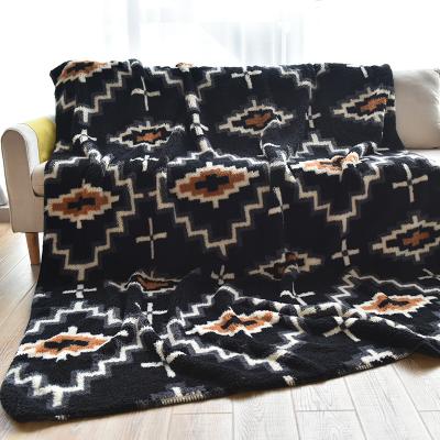 China Anti-Static Reversible Printed Sherpa Covers With Lash Stitch Customized Patterns for sale