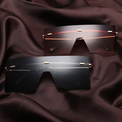 China UV400 Shape To 2021 Newest Oversized Rimless Metal Leg Square Sunglasses For Ladies for sale