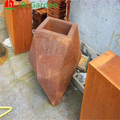 China 1500*500*600mm Blumenkrug Außengarten Metallornamente Corten Stahl Rechteckige Pflanzkrug zu verkaufen