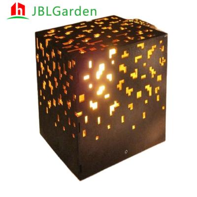 Cina Luce da giardino esterno impermeabilizzazione in acciaio corten Luce da giardino esterno rustico rosso in vendita