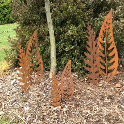 China Rusty Steel OEM Outdoor Metall Baum Skulptur / Statue in Holzkiste geschweißt zu verkaufen