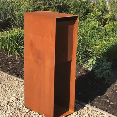 Cina Sculpture di corten moderni personalizzabili Processo di saldatura di cassette postali antiche OEM / ODM in vendita