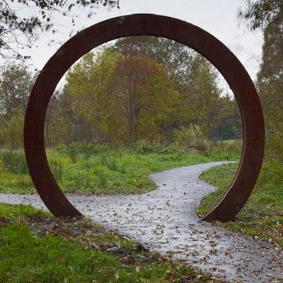 China D 2200mm Corten Steel Sculpture ISO9001 Corten Steel Moon Gate for sale