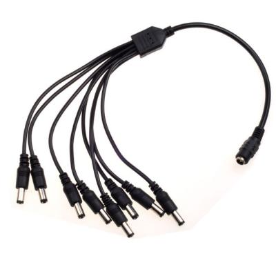 China 12v dc 8 canales de cable de alimentación divisor de 1 mujer a 8 hombres negro CCTV Sistema de seguridad cámara en venta