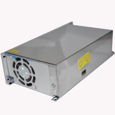 China AC110V/220V Voltado de entrada 13.8V Fuente de alimentación de corriente continua para necesidades industriales Producción estable en venta