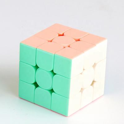 China Cube Maka Color 3x3 Meilong 3C in moyu 2021 from DIY TOY Infinite Speed ​​Cube with the certificate for sale