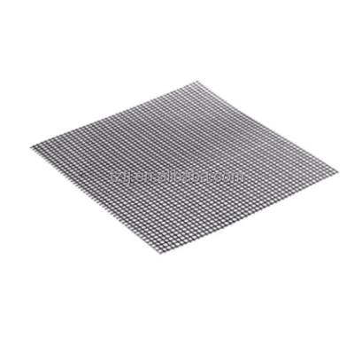 China Vegetable Smoking Accessories Easily Cleaned PTFE Grill Mat BBQ Sheet Non-Stick Liner Fish Smoking Accessories Mesh Mat for sale