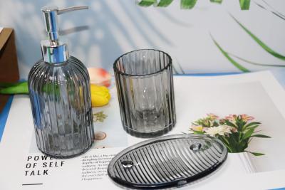 中国 Hotel Bathroom Glass Soap Dispenser Bottles with Durable  Reusable Toothbrush Holder Soap Holder 販売のため