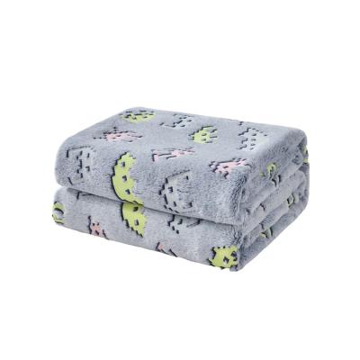 China Factory Direct Top Quality Breathable Polyester Flannel Blanket Glow In Dark Flannel for sale