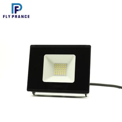 China Outdoor LED Floodlight 30W Outdoor Lighting For Project Use 220V 110Lm/W 4000K for sale