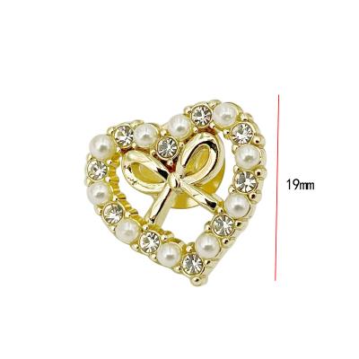 China Good plating popular and exquisite heart design diamond pear bowknot brooches for lapel and suit for sale