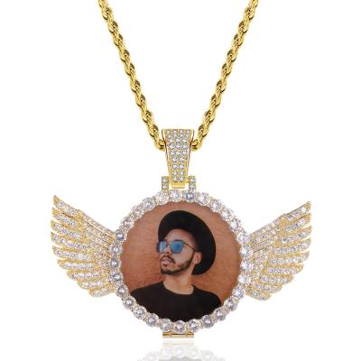 China Hiphop Angel Wing Custom Photo Pendant Medallion Real Gold Plated Hip Hop Jewelry 18K Gold Plated Rope Chain for sale