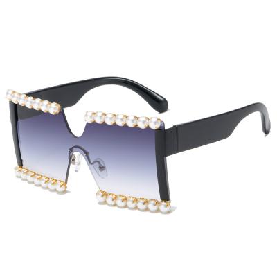 China New fashion sunglasses frameless diamond-encrusted sunglasses united piece personality large-frame square ladies for sale